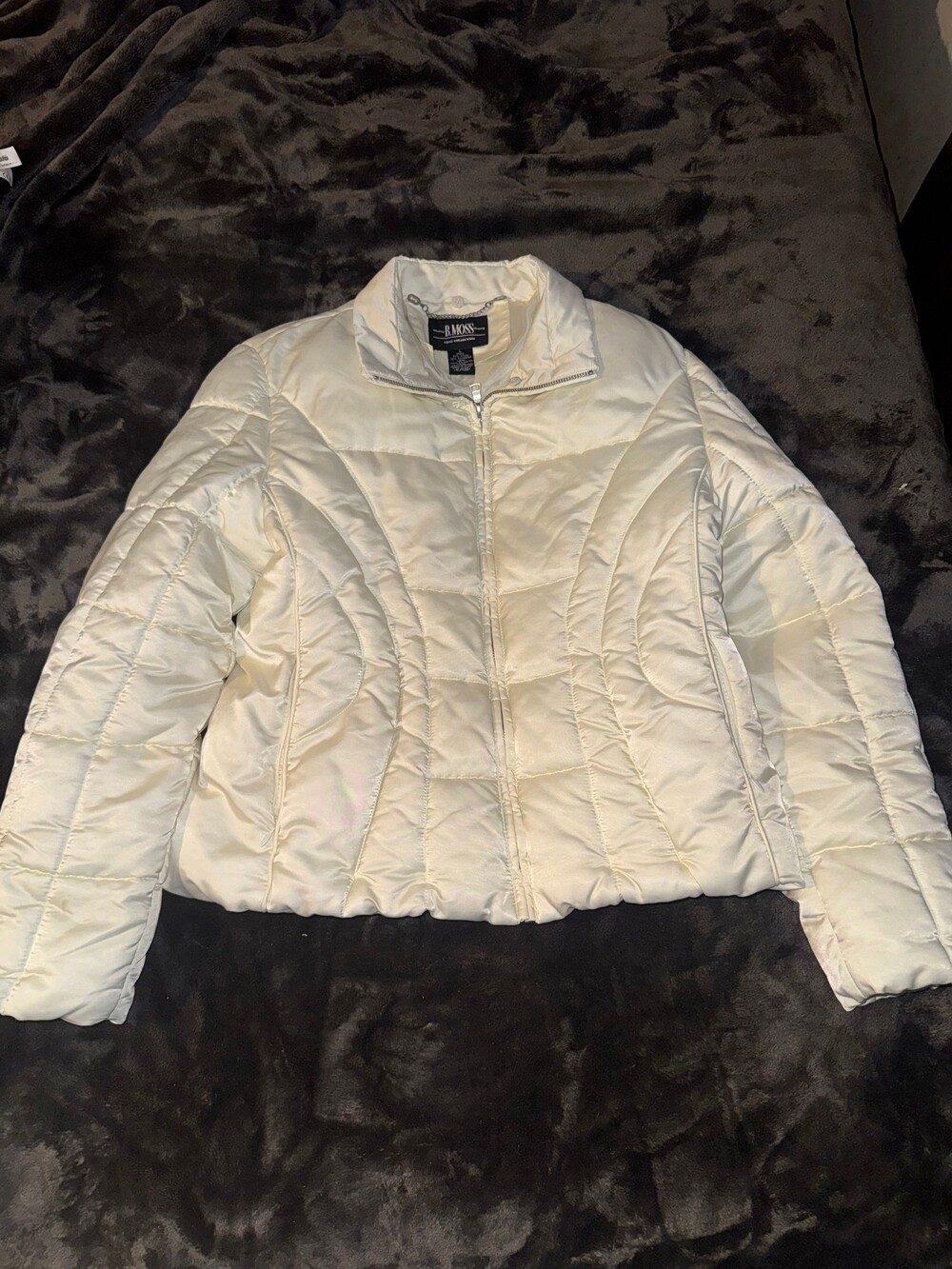 B Moss quilted cream puffer jacket size large